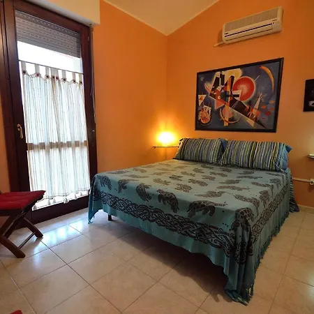 Gli Amici Del Signor Rossi Bed & Breakfast Capoterra